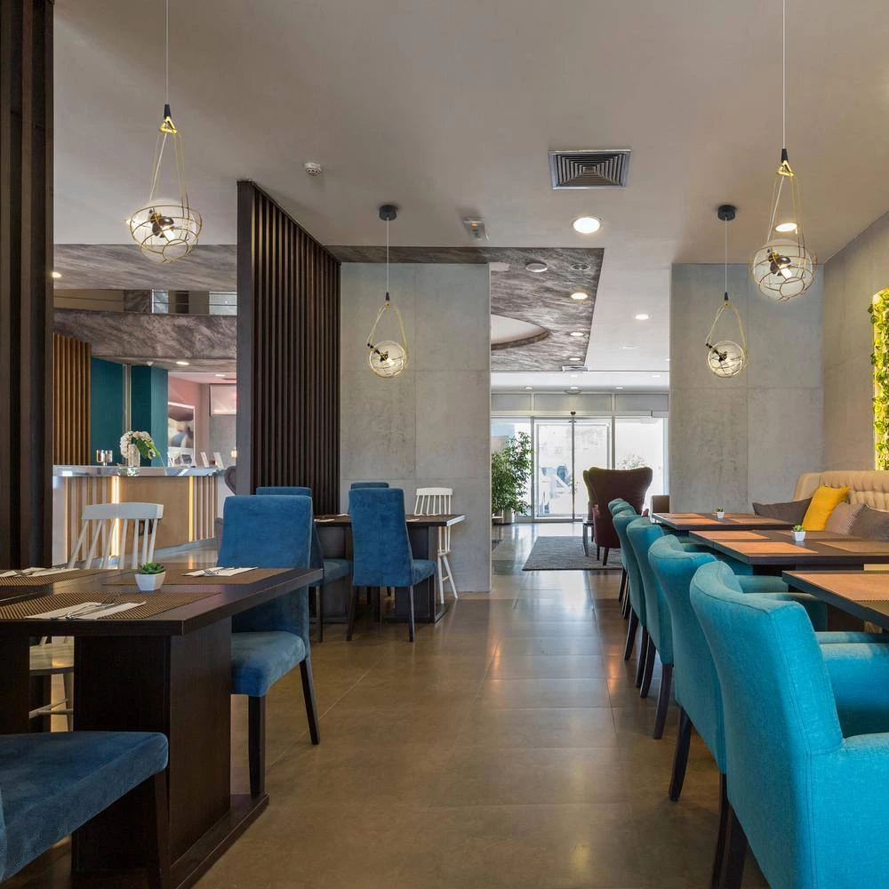 Firenze 8.8-Watt Integrated LED Antique Brass Pendant with 7.25 in. Glass Shade and Metal Cage by VONN Lighting - Image 2