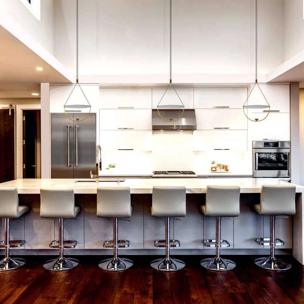 Como 4.91-Watt Integrated LED Antique Brass Pendant with 15.75 in. Aluminum Shade by VONN Lighting - Image 3