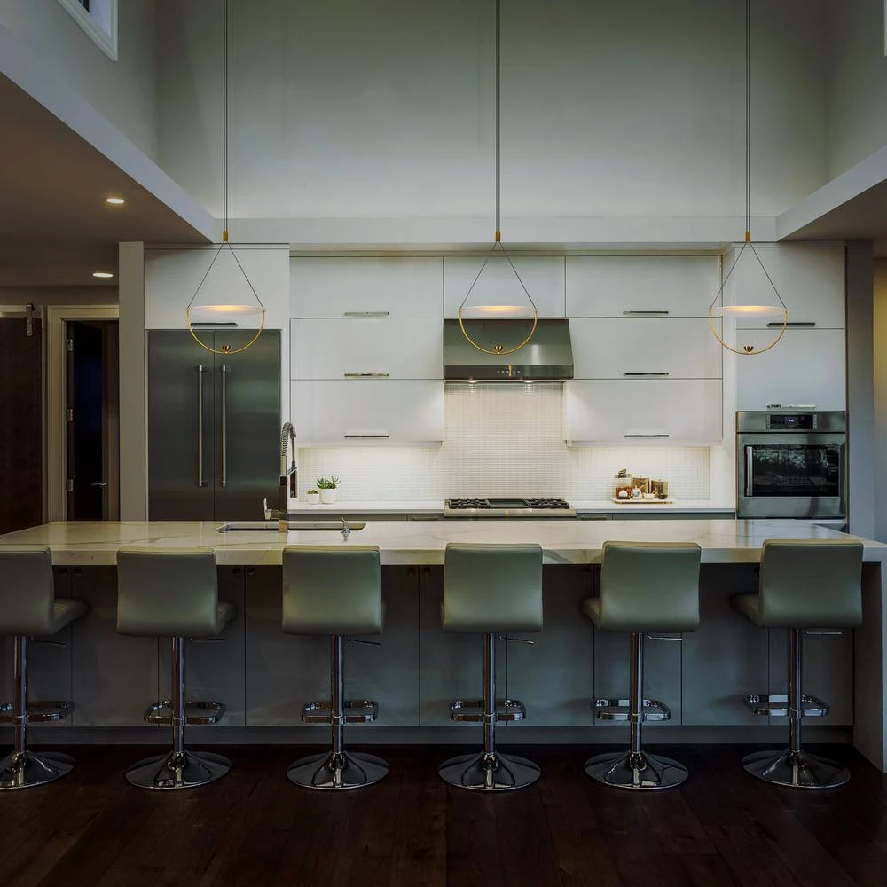 Como 4.91-Watt Integrated LED Antique Brass Pendant with 15.75 in. Aluminum Shade by VONN Lighting - Image 4