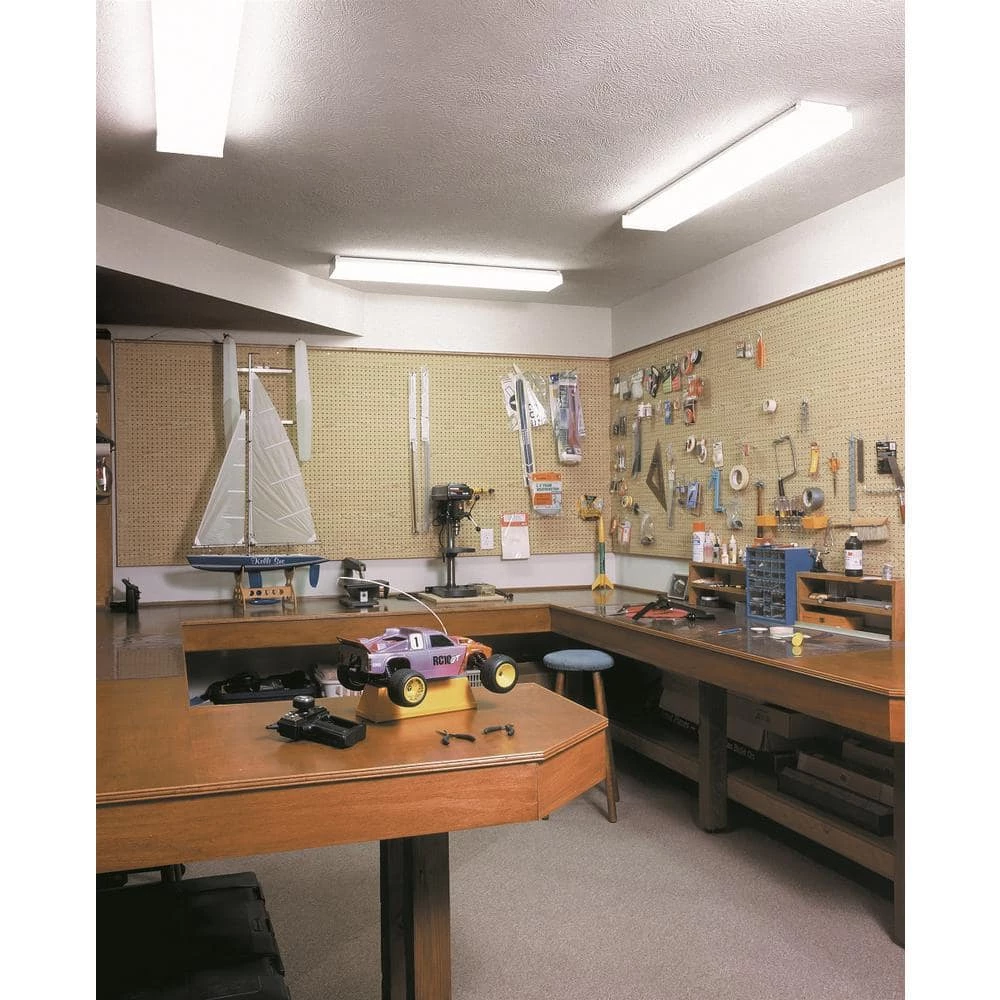 SB 2 32 120 GESB 4 ft. Wraparound Fluorescent Ceiling Fixture by Lithonia Lighting - Image 2